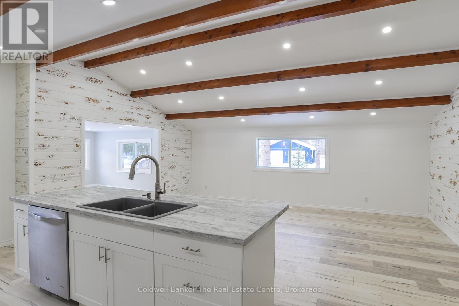 460 Wellington Street, Gravenhurst, Ontario  P1P 1A5 - Photo 9 - X12978208