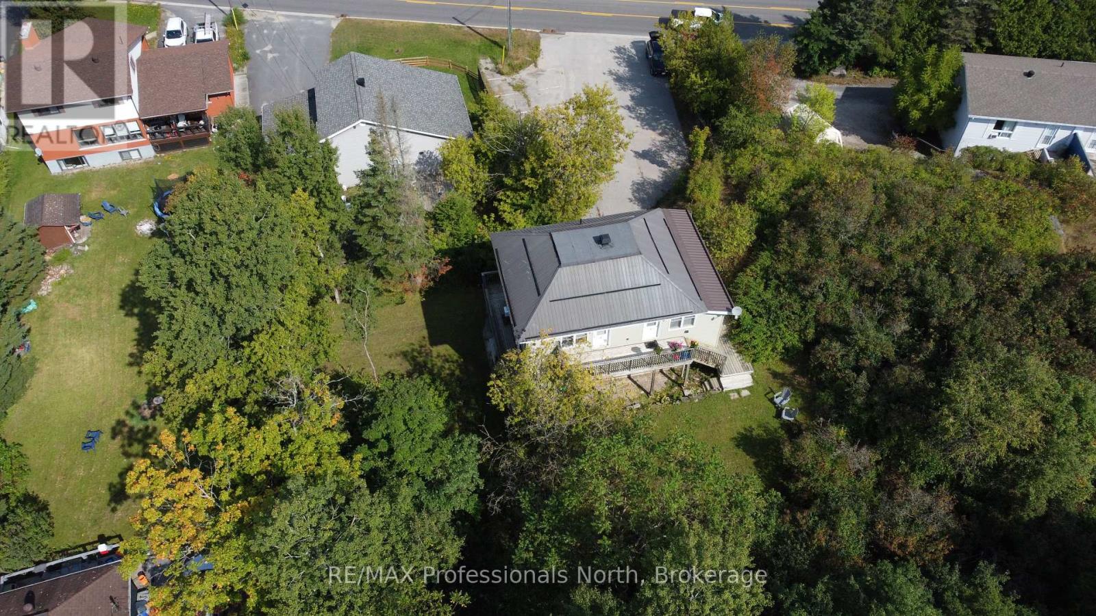 9 West Road, Huntsville, Ontario  P1H 1K9 - Photo 10 - X12979920
