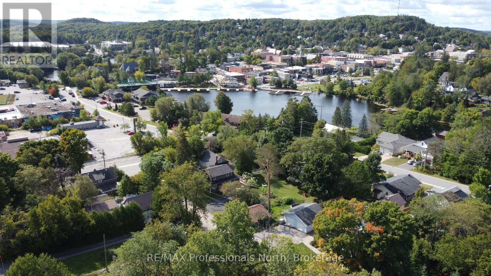 9 West Road, Huntsville, Ontario  P1H 1K9 - Photo 12 - X12979920