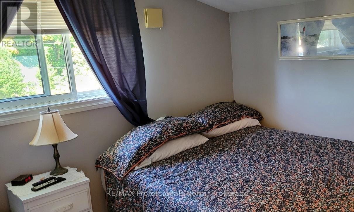 9 West Road, Huntsville, Ontario  P1H 1K9 - Photo 25 - X12979920