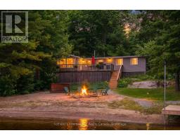 1040 KAHSHE, Gravenhurst, Ontario