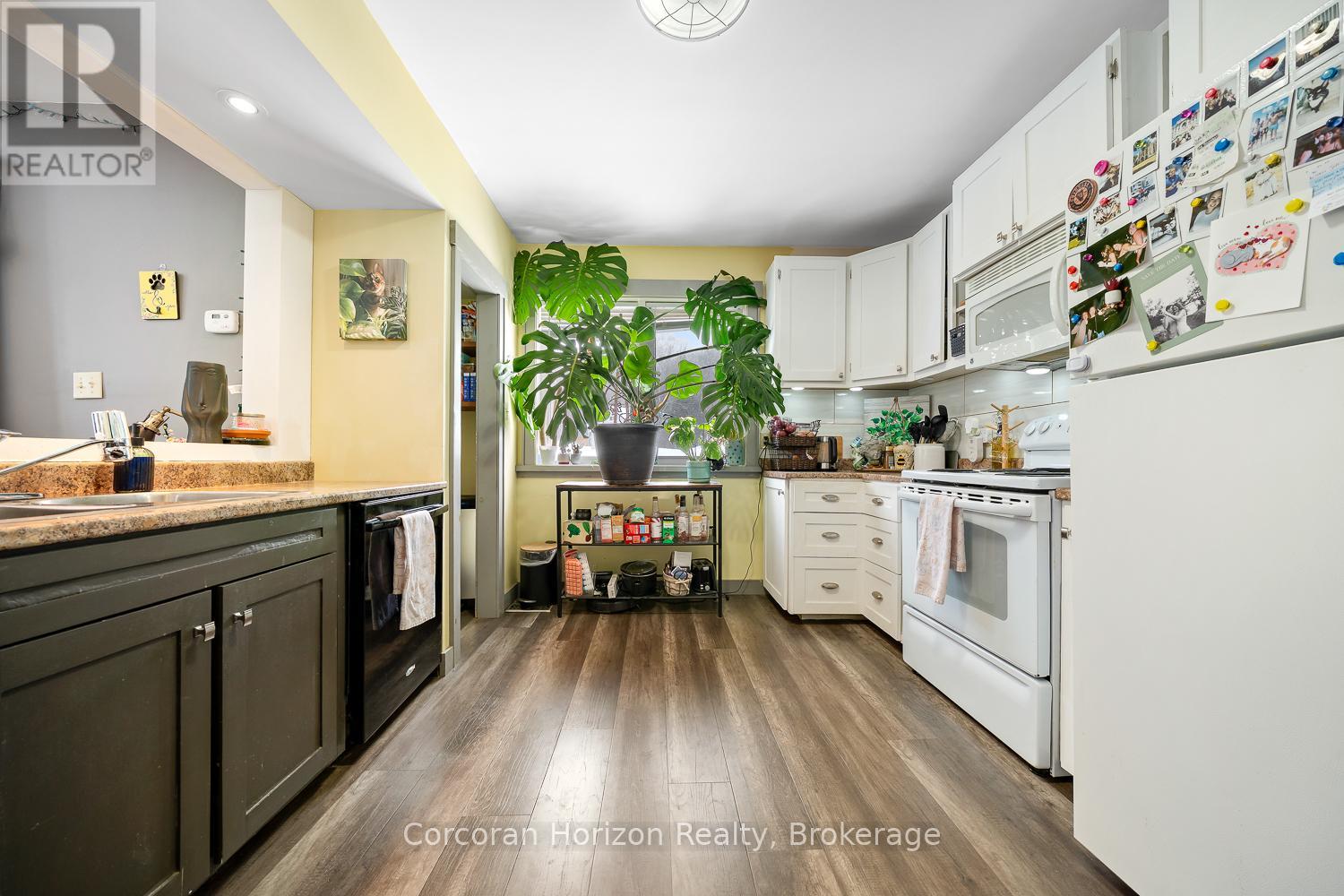 196 Main Street W, Huntsville, Ontario  P1H 1X9 - Photo 9 - X12980856