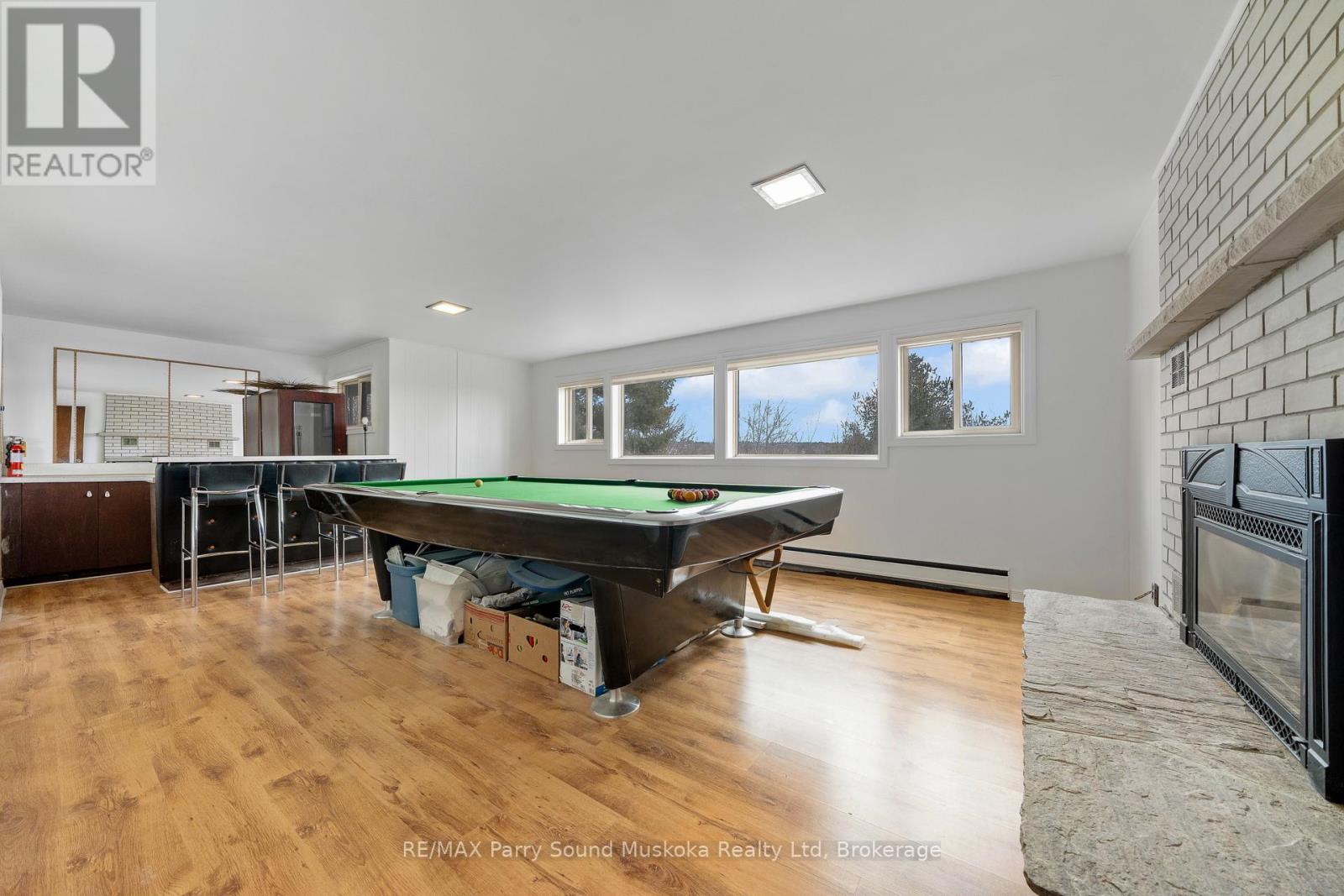 8 Sunset Avenue, Parry Sound, Ontario  P2A 1A5 - Photo 29 - X12982176