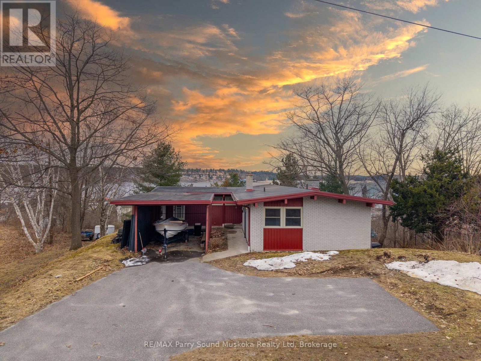 8 Sunset Avenue, Parry Sound, Ontario  P2A 1A5 - Photo 47 - X12982176