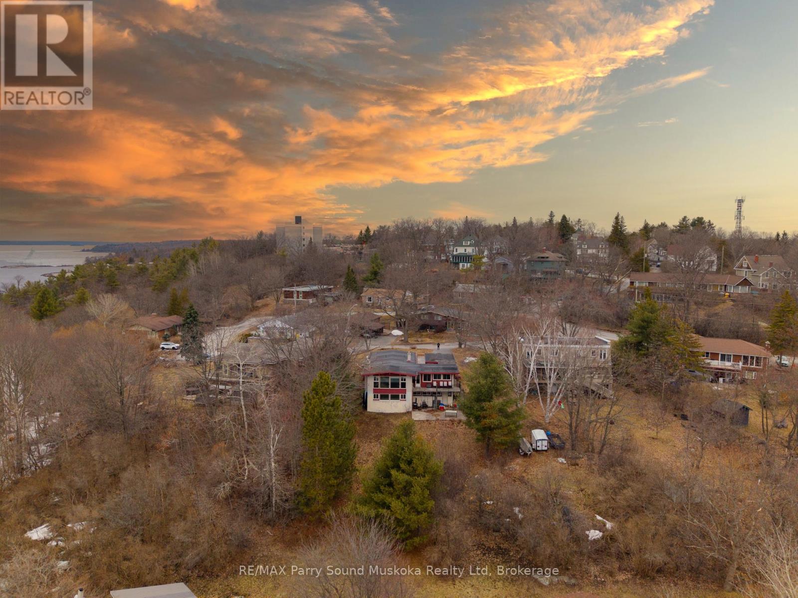 8 Sunset Avenue, Parry Sound, Ontario  P2A 1A5 - Photo 50 - X12982176