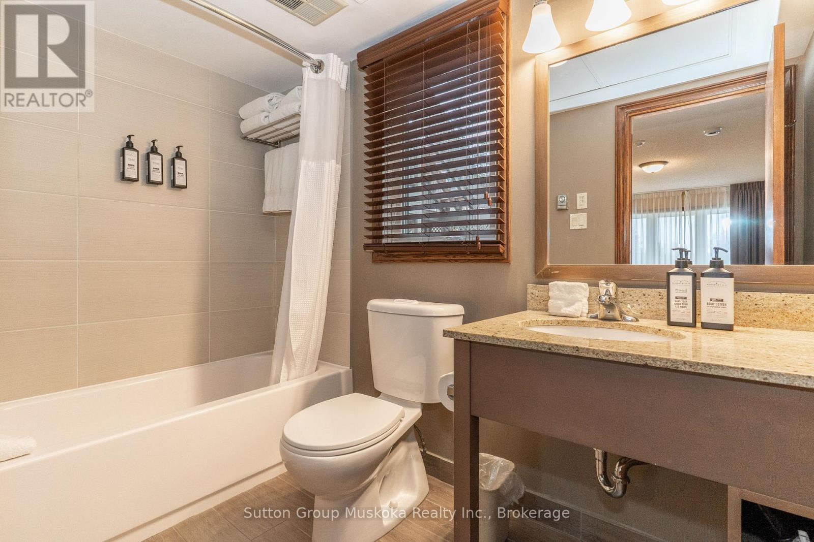 31-101 The Greens Drive, Huntsville, Ontario  P1H 2E8 - Photo 12 - X12982486