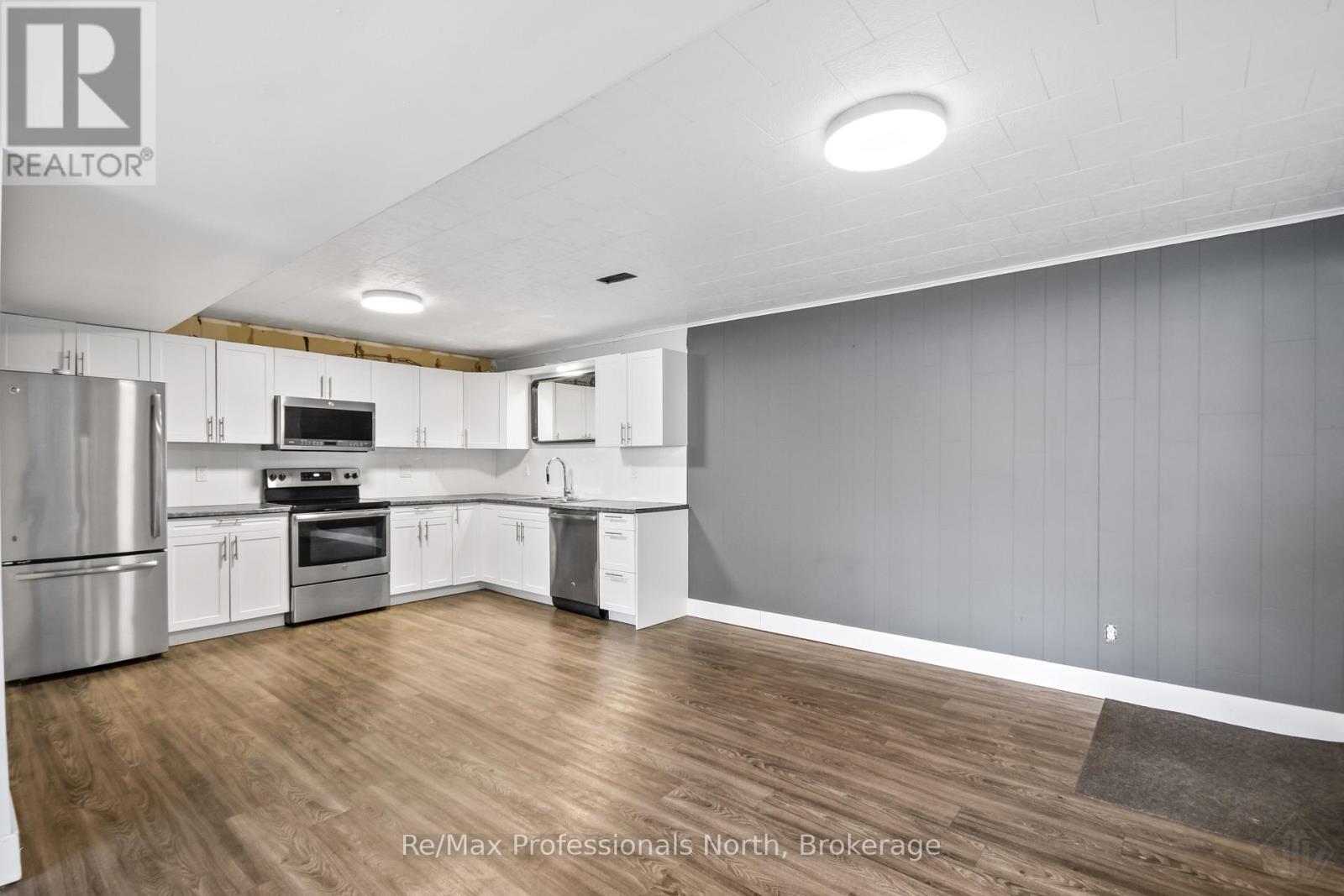 455 Louise Street, Gravenhurst, Ontario  P1P 1C7 - Photo 24 - X12982604