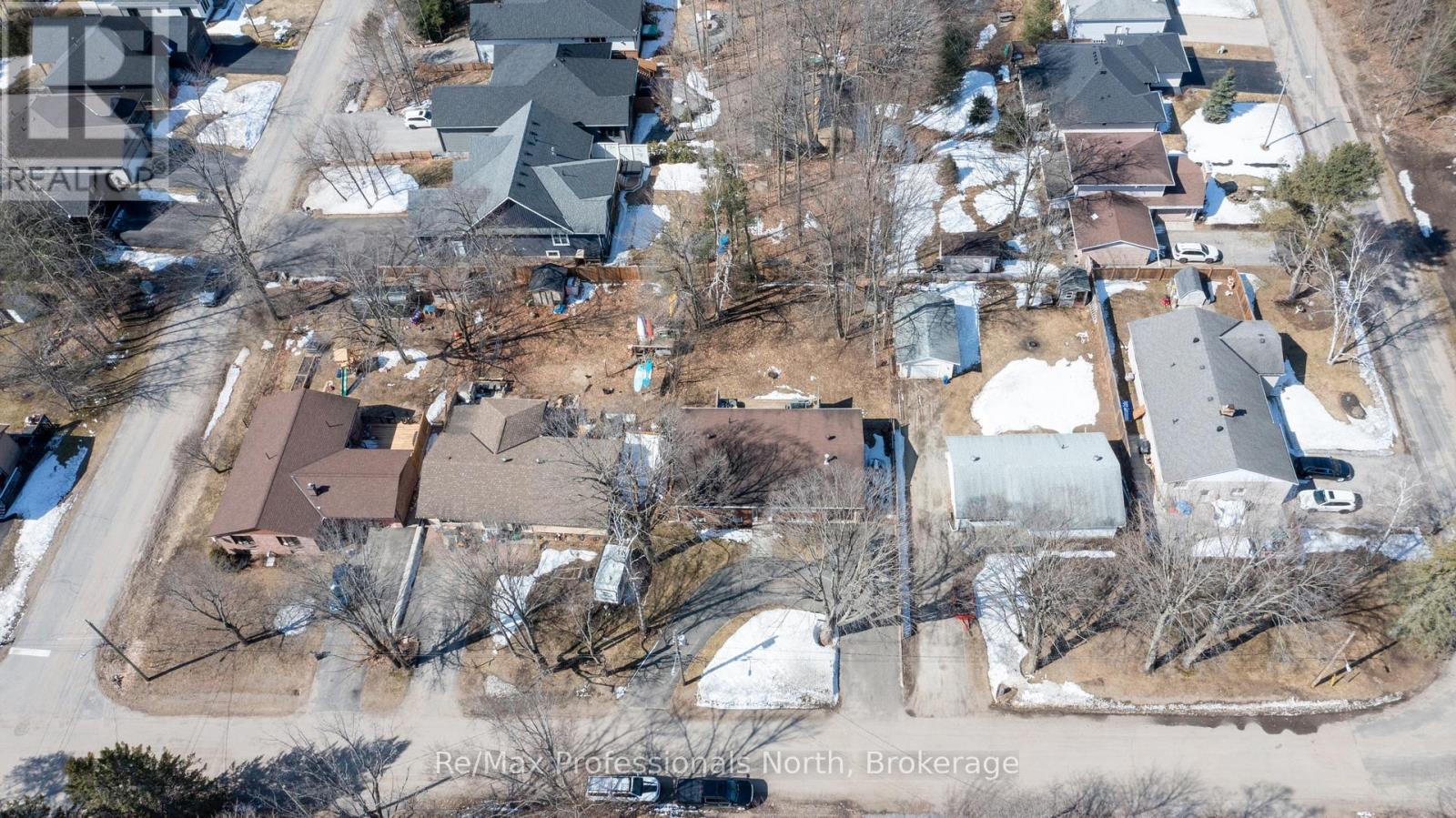 455 Louise Street, Gravenhurst, Ontario  P1P 1C7 - Photo 46 - X12982604