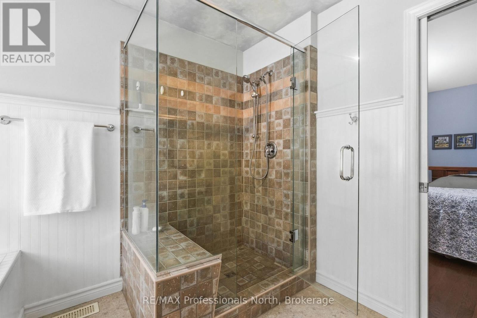 34 Old Novar Road, Huntsville, Ontario  P1H 2J2 - Photo 26 - X12983456