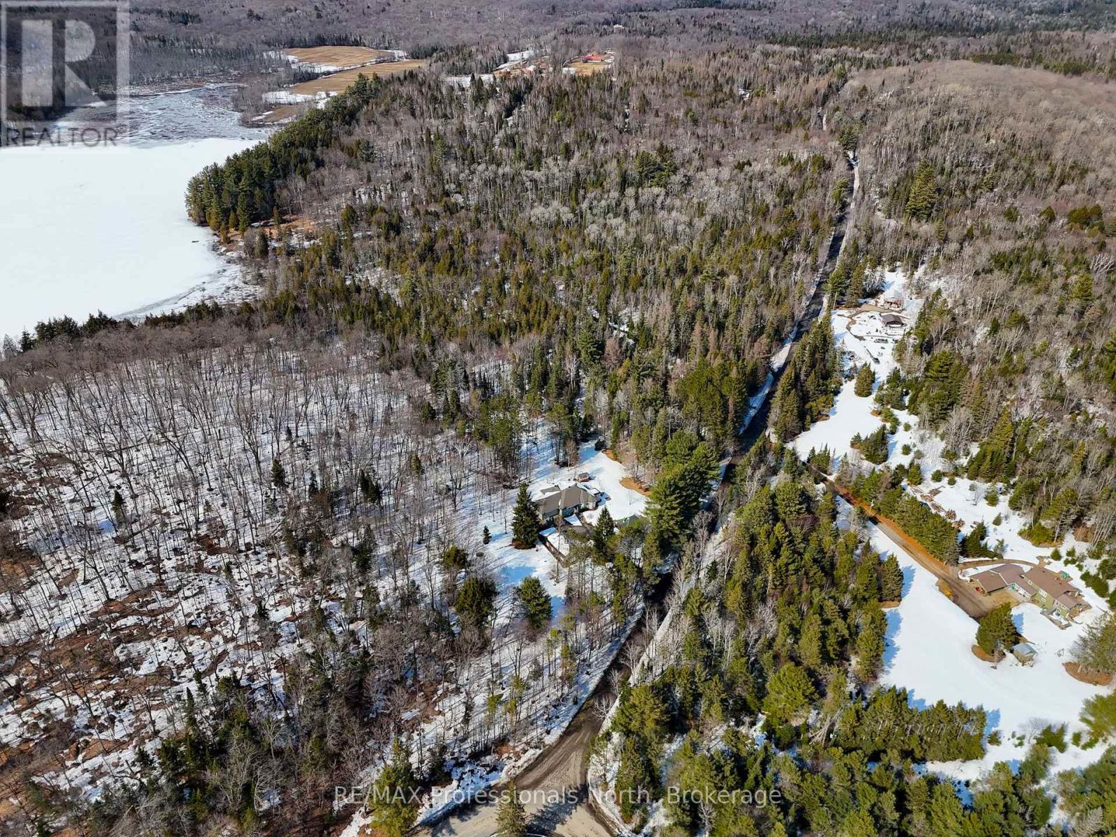 34 Old Novar Road, Huntsville, Ontario  P1H 2J2 - Photo 38 - X12983456