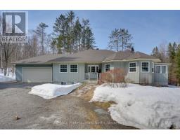 34 OLD NOVAR ROAD, Huntsville, Ontario