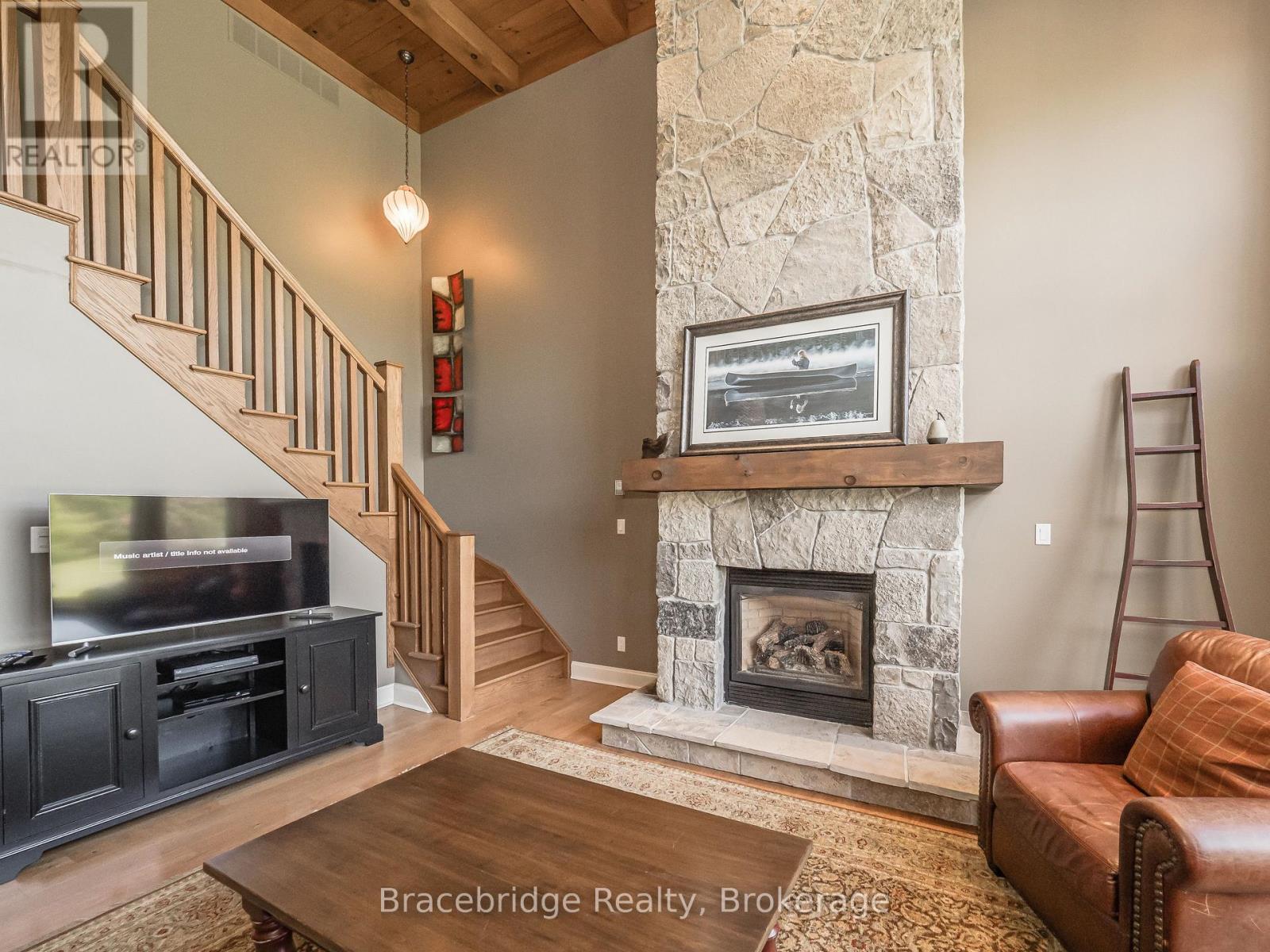 Sandfield 4 W1 - 3876 Muskoka Rd 118 Highway W, Muskoka Lakes, Ontario  P0B 1J0 - Photo 5 - X12984062