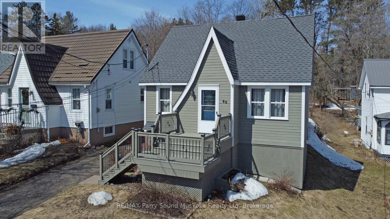 60 William Street, Parry Sound, Ontario  P2A 1V1 - Photo 1 - X12986324