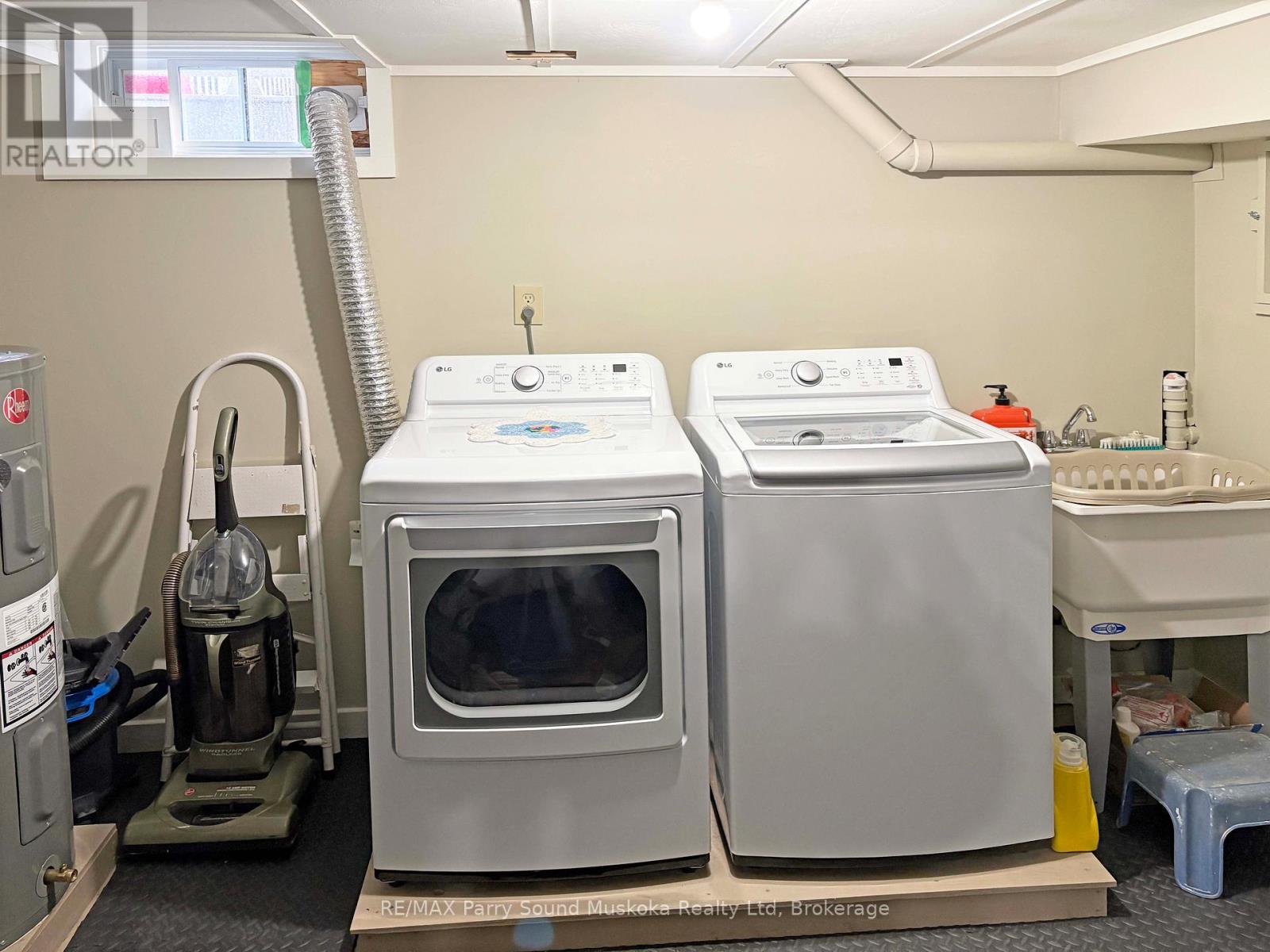 60 William Street, Parry Sound, Ontario  P2A 1V1 - Photo 41 - X12986324