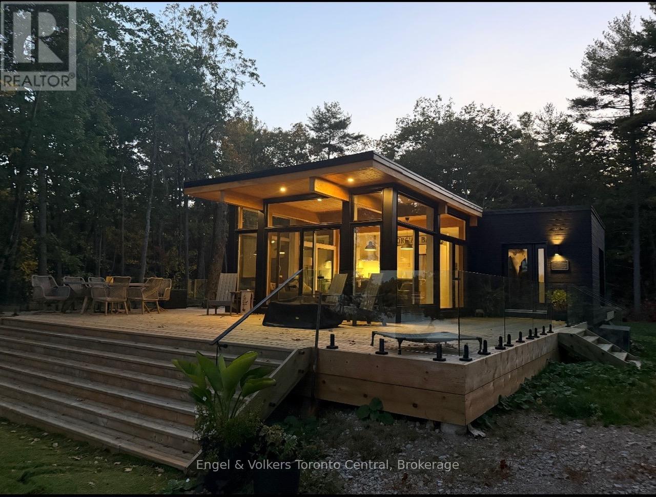 736 2190 Island, Georgian Bay, Ontario  P0E 1E0 - Photo 1 - X12987316