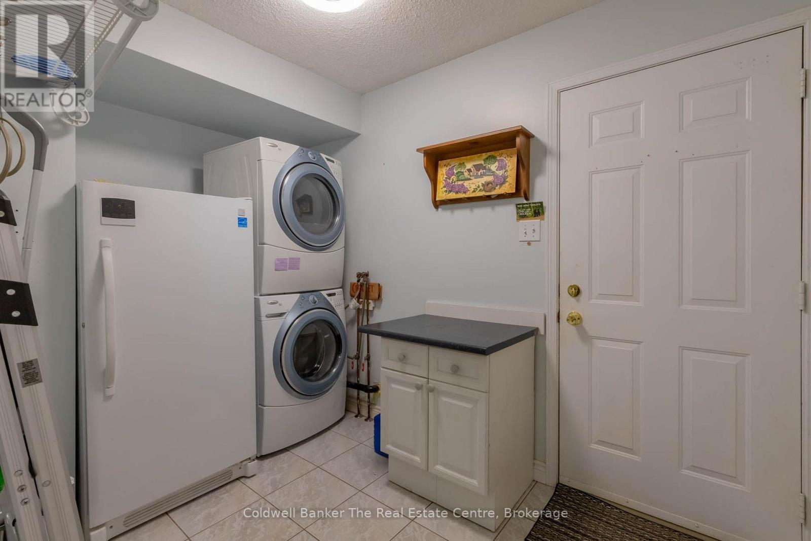 110 Forest Glen Drive, Gravenhurst, Ontario  P1P 1A1 - Photo 22 - X12987524