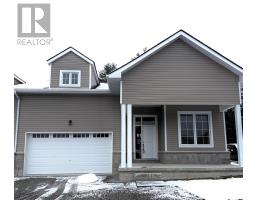 16 TURNBERRY COURT, Bracebridge, Ontario