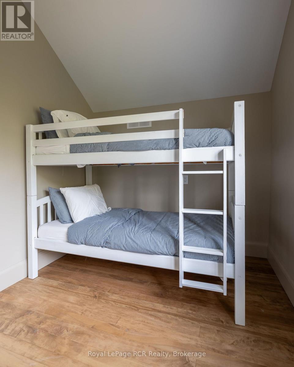 101 Evergreen Lane, Georgian Bay, Ontario  L0K 1S0 - Photo 26 - X12995170