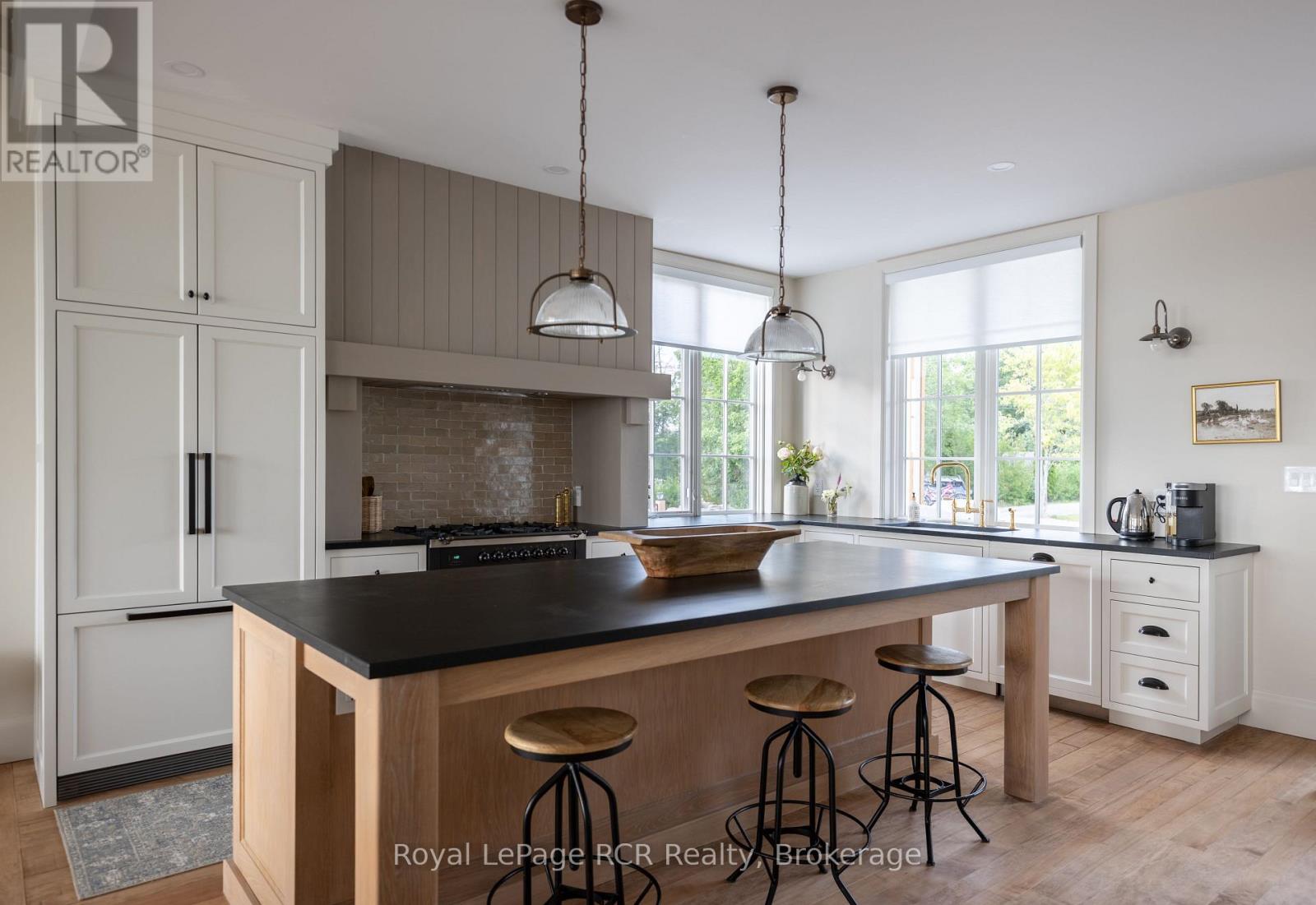 101 Evergreen Lane, Georgian Bay, Ontario  L0K 1S0 - Photo 7 - X12995170