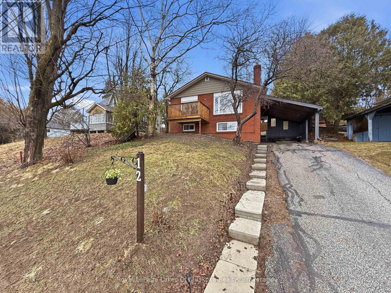 12 Manominee Street, Huntsville, Ontario  P1H 1H2 - Photo 31 - X12996660