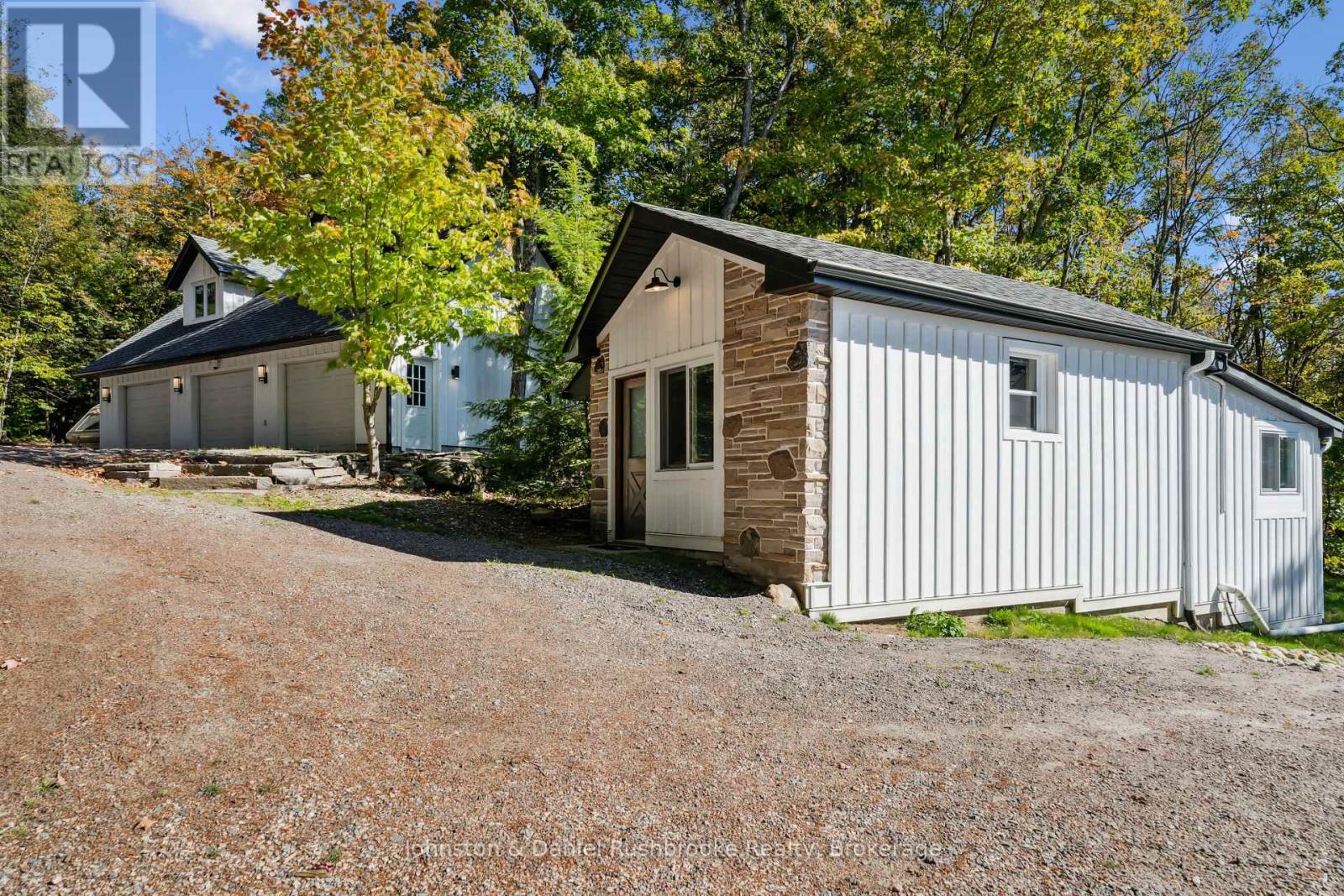 1302 Acton Island Road, Muskoka Lakes, Ontario  P0C 1A0 - Photo 38 - X12997400