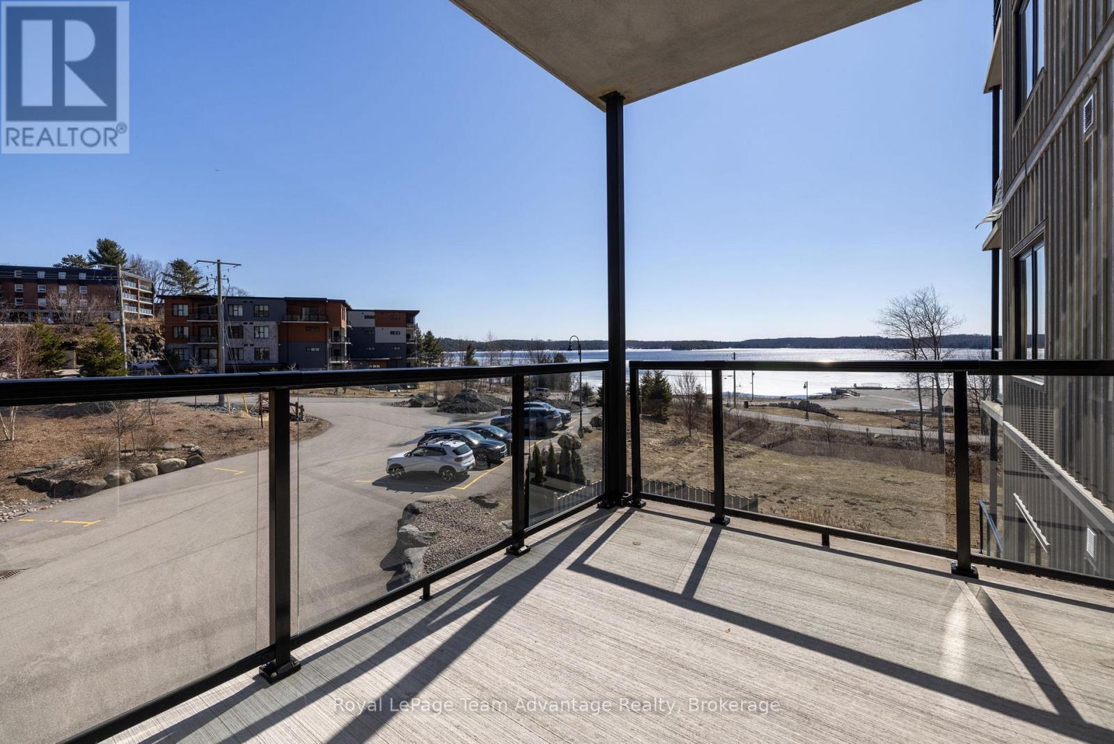 201 - 11c Salt Dock Road, Parry Sound, Ontario  P2A 3B6 - Photo 2 - X12997938