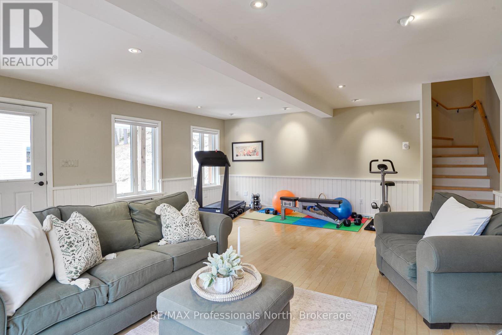 1009-2 Arts Road, Lake Of Bays, Ontario  P0A 1H0 - Photo 26 - X12999746