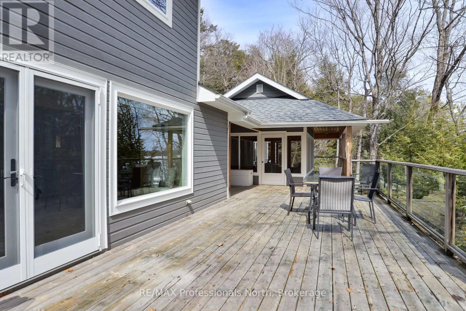 1009-2 Arts Road, Lake Of Bays, Ontario  P0A 1H0 - Photo 33 - X12999746