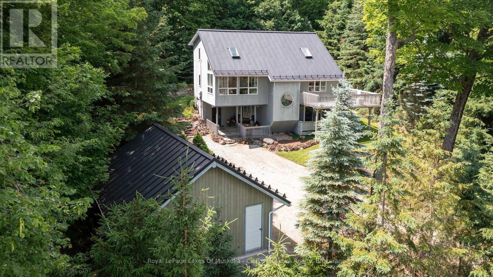 1806 Valley Road, Huntsville, Ontario  P1H 1A8 - Photo 1 - X13001444