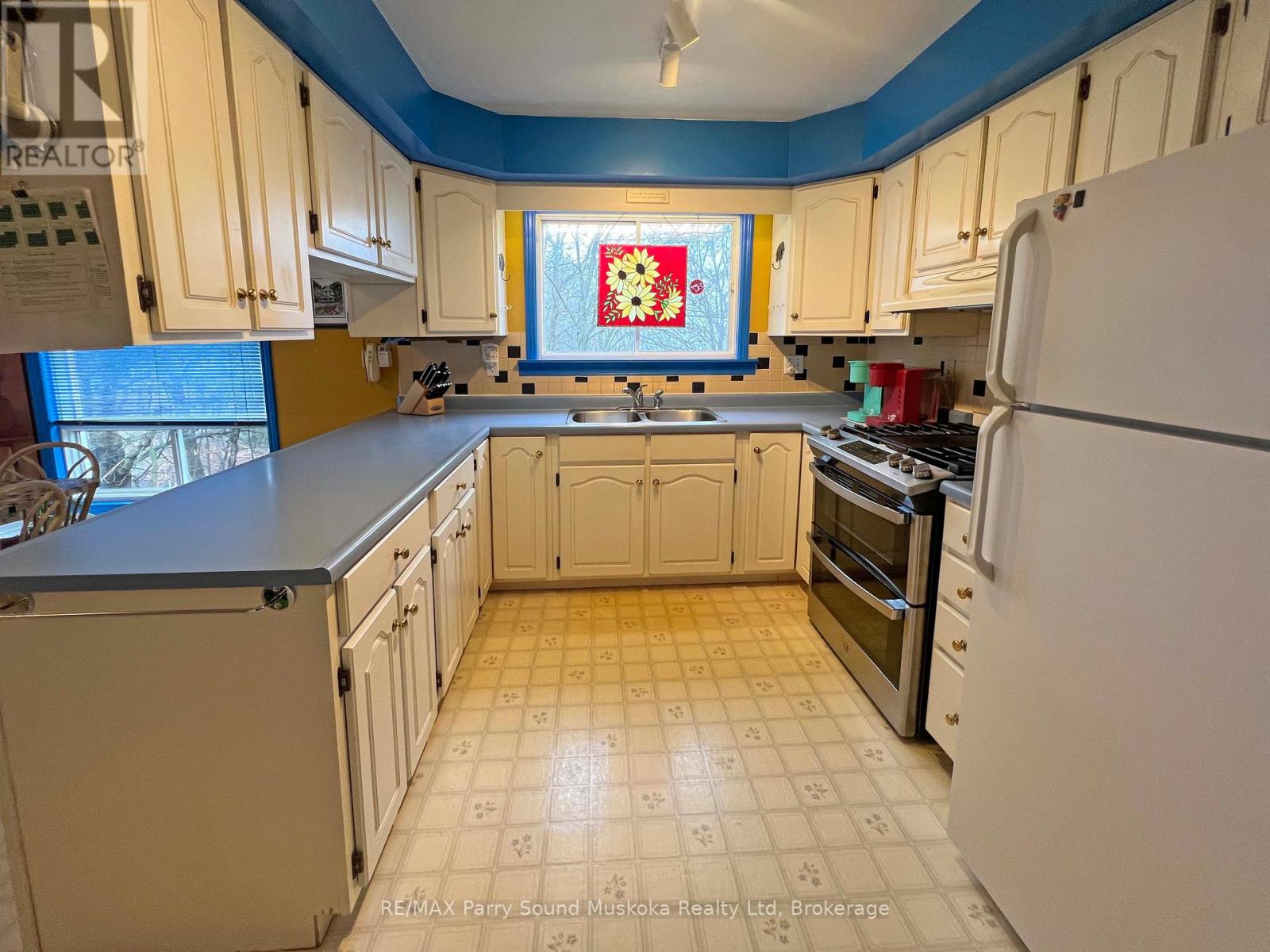 16 Macklaim Drive, Parry Sound, Ontario  P2A 2Z2 - Photo 12 - X13001828