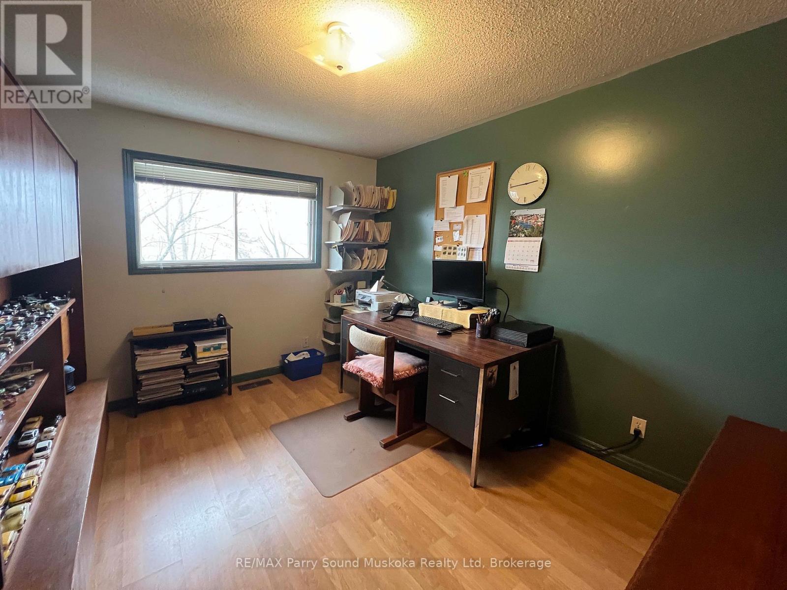 16 Macklaim Drive, Parry Sound, Ontario  P2A 2Z2 - Photo 18 - X13001828