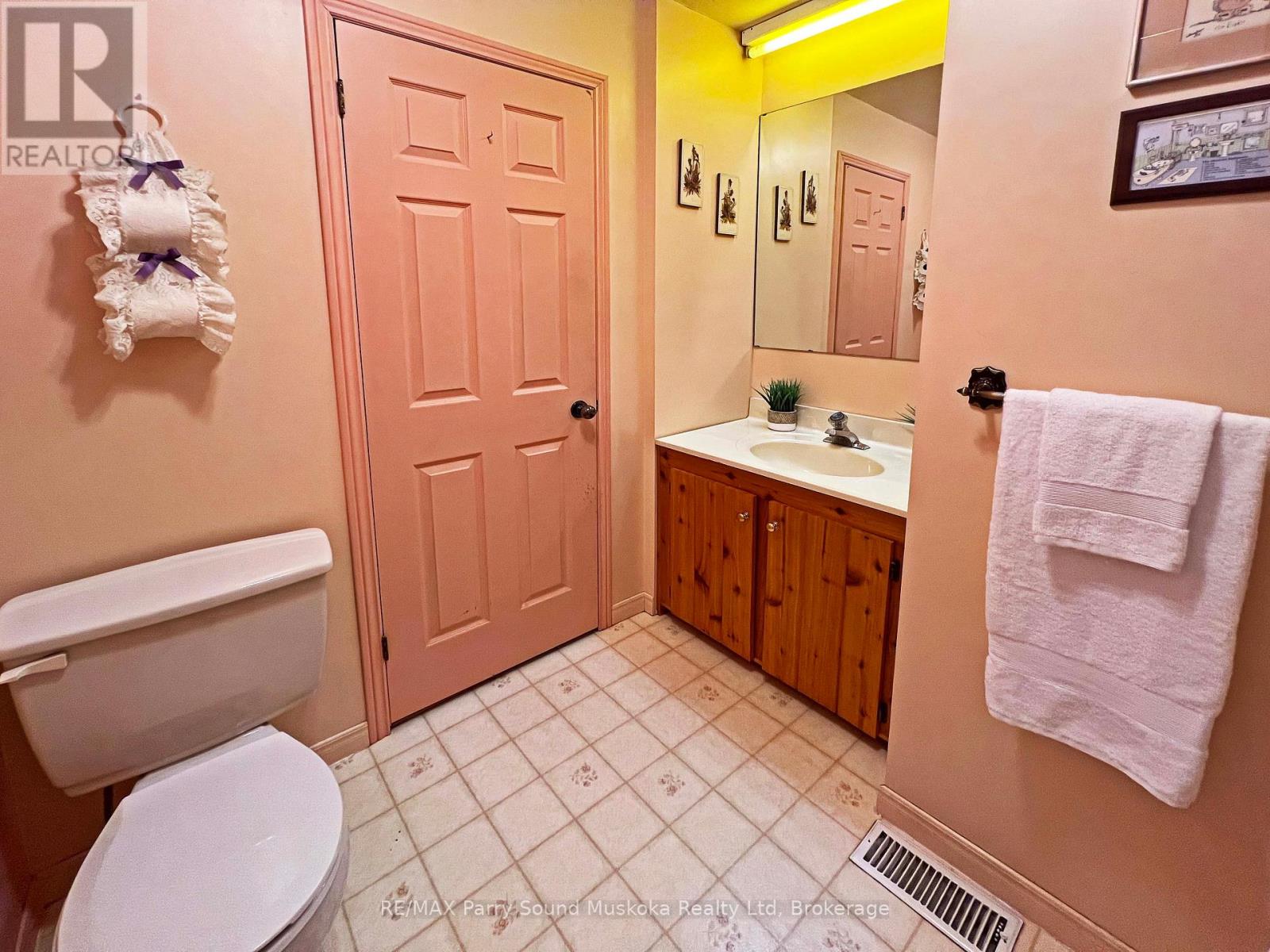 16 Macklaim Drive, Parry Sound, Ontario  P2A 2Z2 - Photo 20 - X13001828