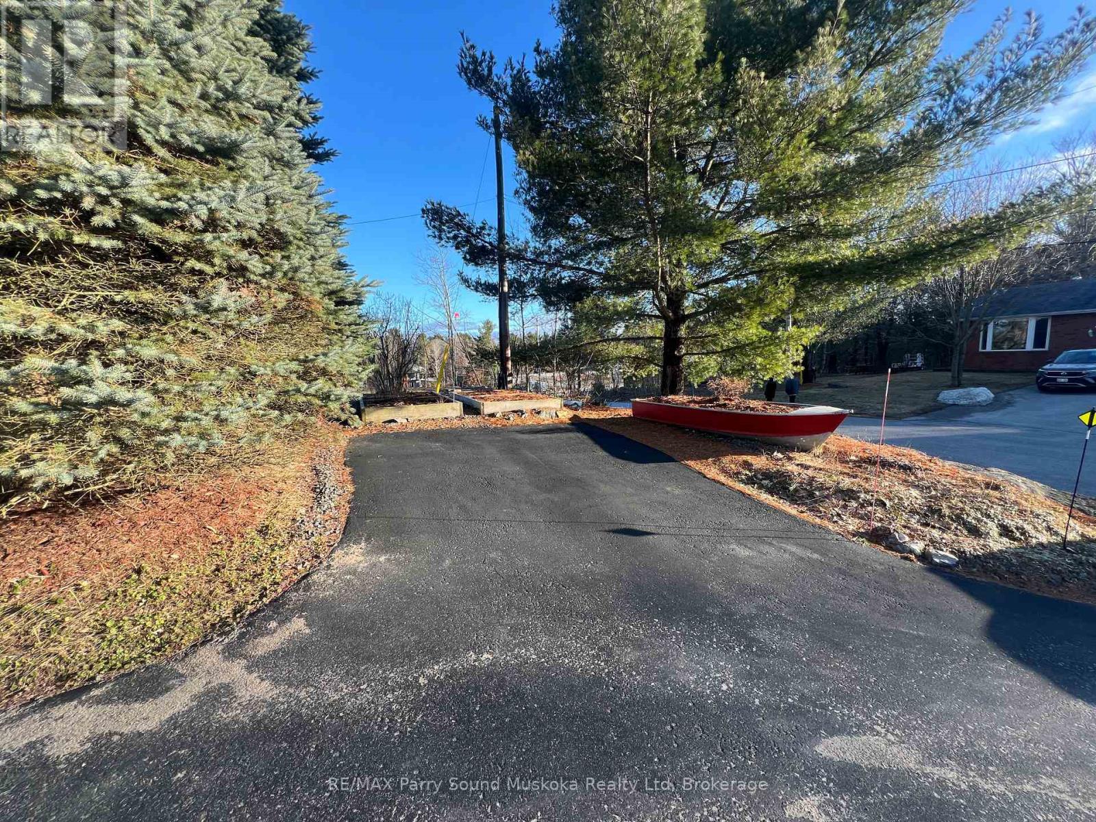 16 Macklaim Drive, Parry Sound, Ontario  P2A 2Z2 - Photo 36 - X13001828