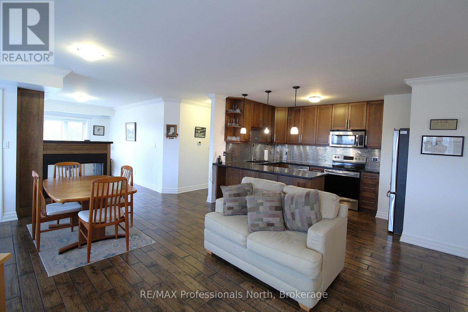 402 - 26 Dairy Lane, Huntsville, Ontario P1H 0A4 - Photo 11 - X13007402