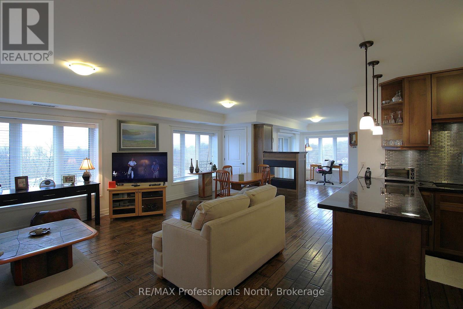 402 - 26 Dairy Lane, Huntsville, Ontario P1H 0A4 - Photo 14 - X13007402