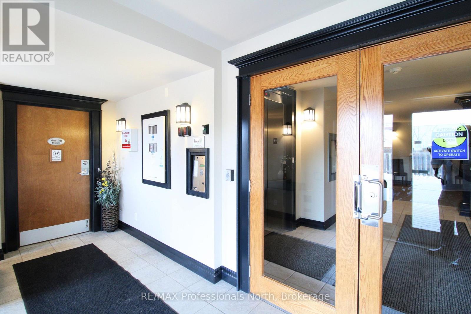 402 - 26 Dairy Lane, Huntsville, Ontario P1H 0A4 - Photo 4 - X13007402
