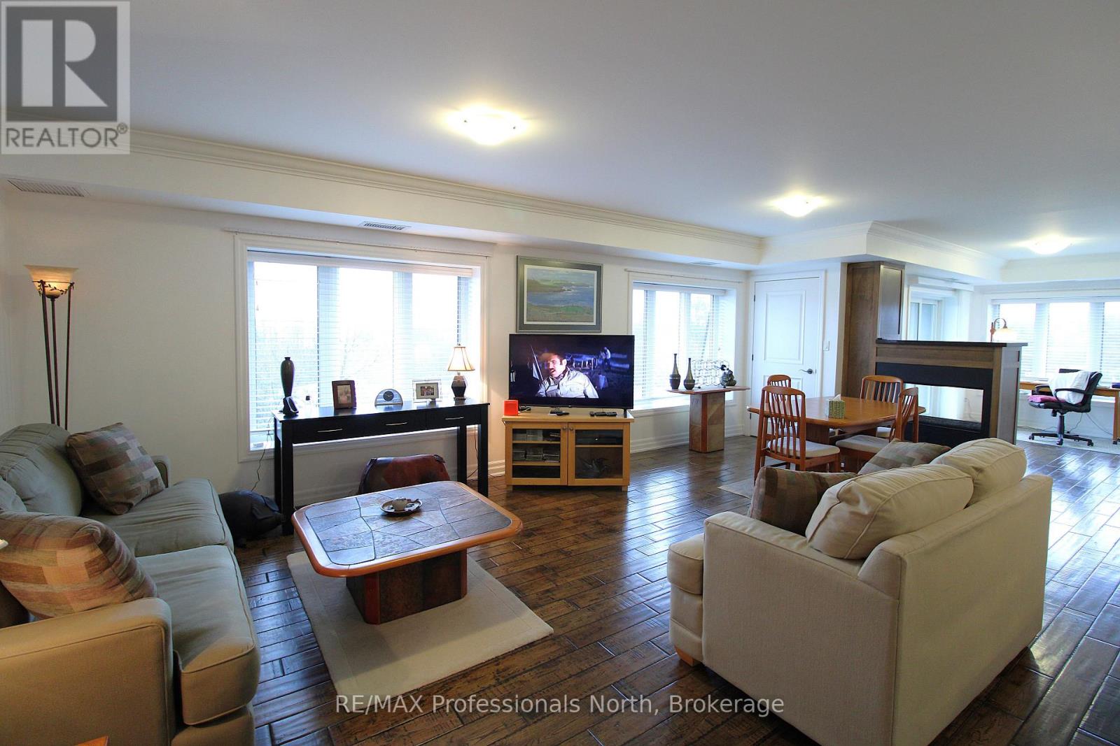 402 - 26 Dairy Lane, Huntsville, Ontario P1H 0A4 - Photo 7 - X13007402