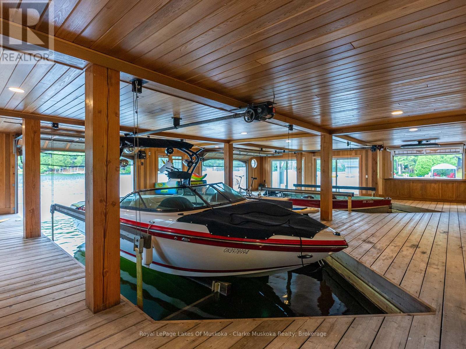 1027 Chown Road, Muskoka Lakes, Ontario  P0C 1H0 - Photo 39 - X13007438