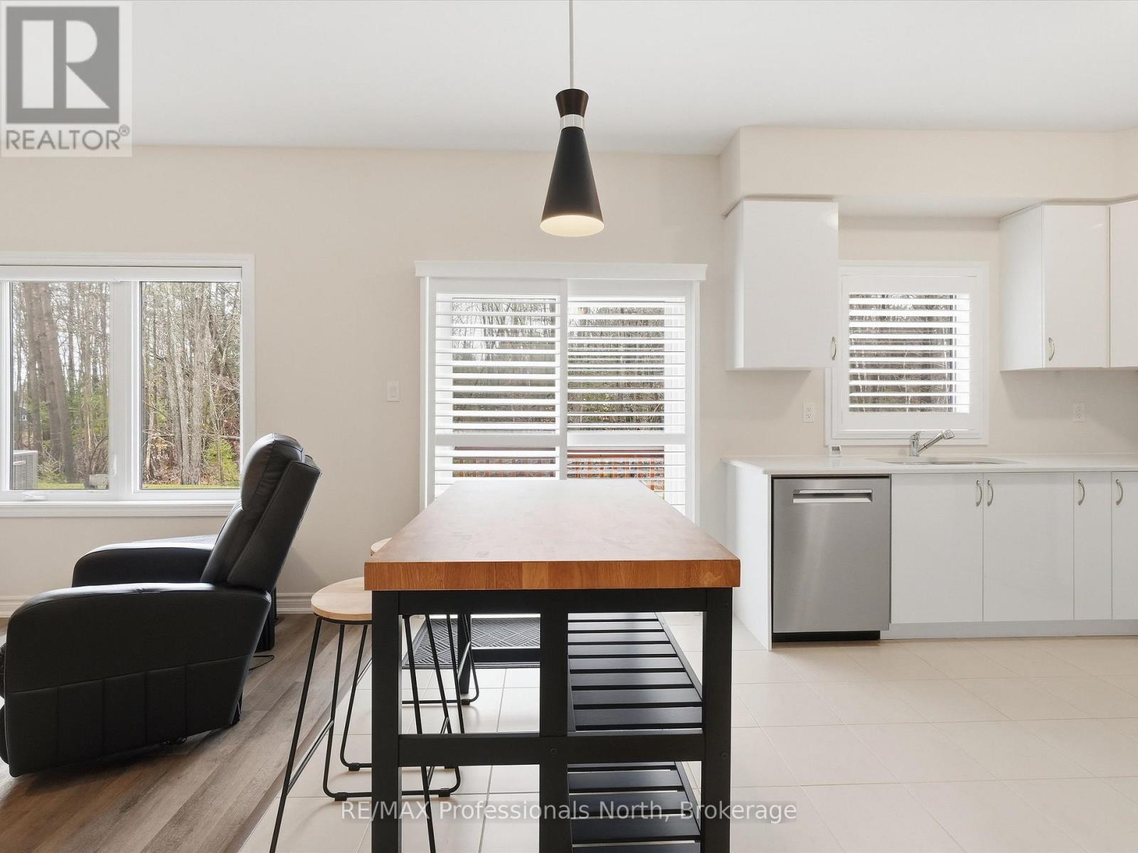 385 Beechwood Forest Lane, Gravenhurst, Ontario  P1P 0H8 - Photo 10 - X13008782