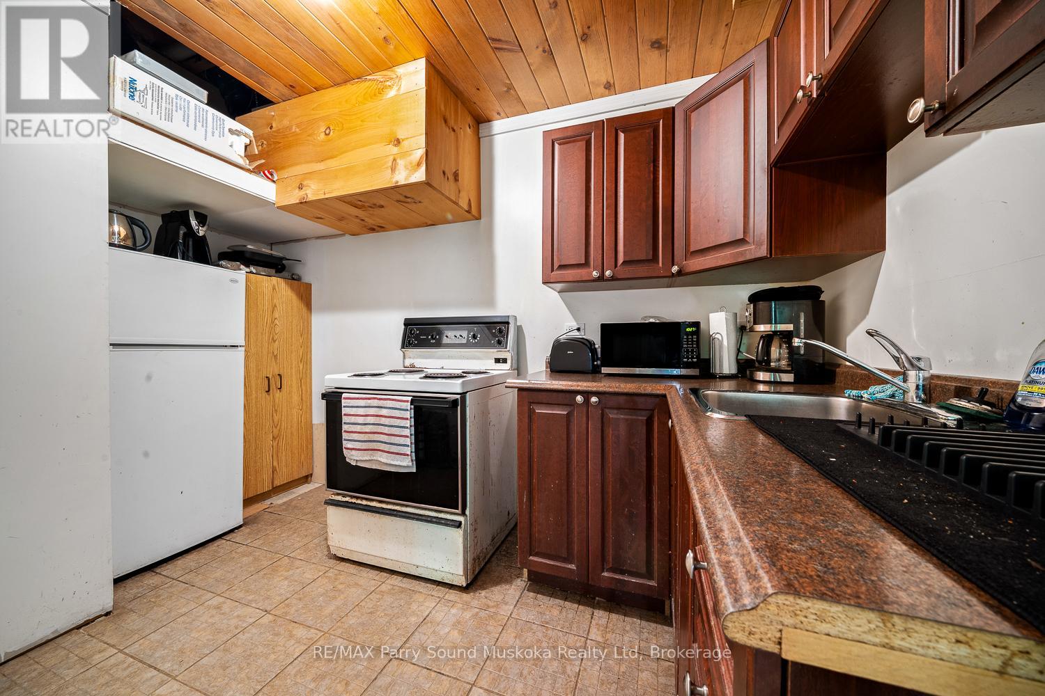 246 High Street, Georgian Bay, Ontario P0C 1H0 - Photo 36 - X13010044