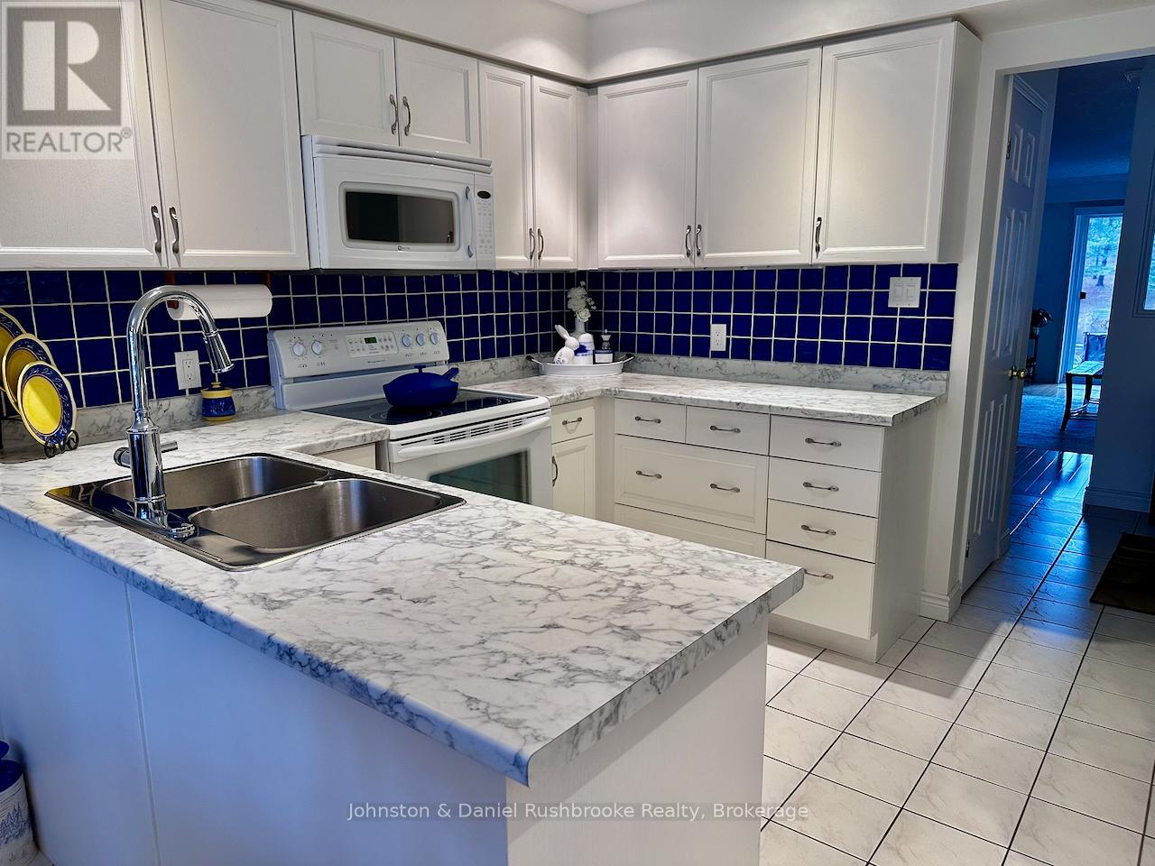 39 Shoreline Drive, Bracebridge, Ontario  P1L 1Z3 - Photo 13 - X13012756