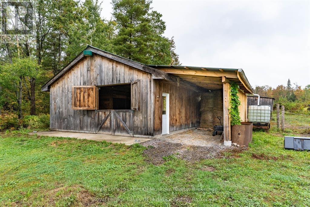 1741 Doe Lake Road, Gravenhurst, Ontario  P1P 1R3 - Photo 4 - X13016256