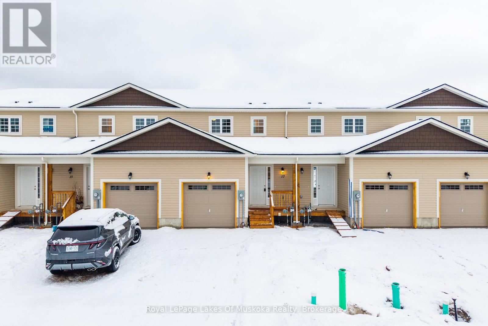 17 Mcconnell Crescent, Bracebridge, Ontario P1L 0N7 - Photo 2 - X13016544