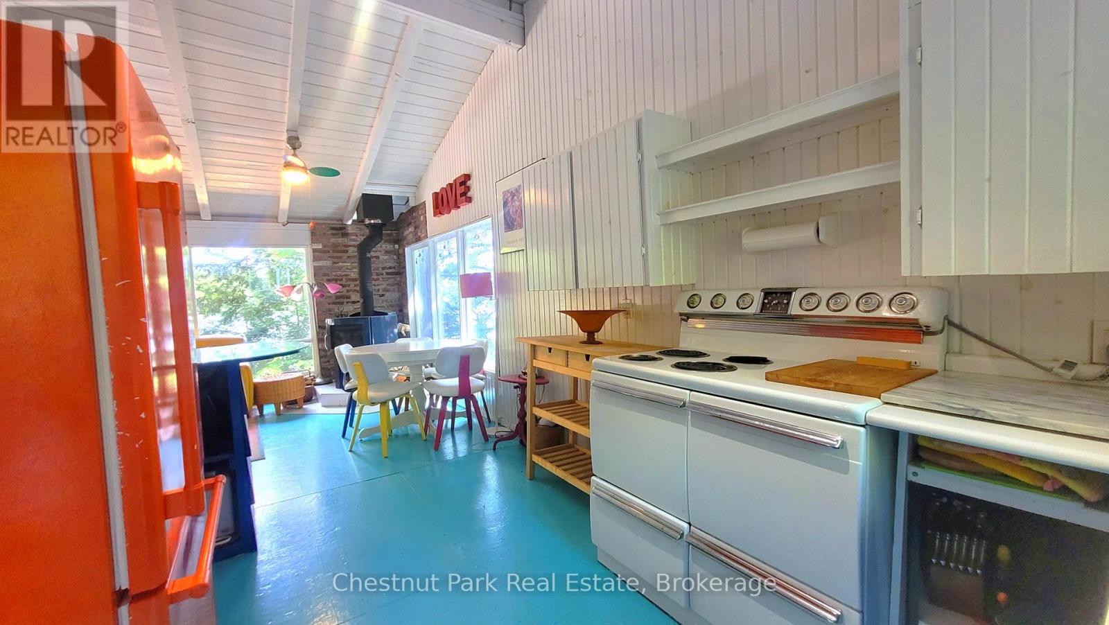 254 Bigwin Island, Lake Of Bays, Ontario  P0B 1A0 - Photo 11 - X13017586