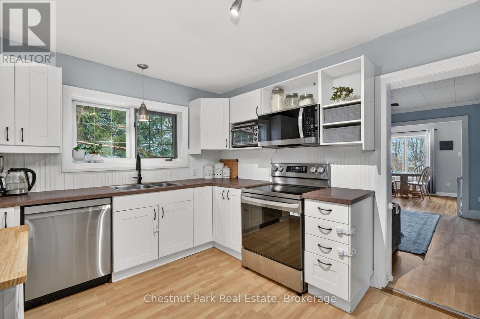 3 Cora Street E, Huntsville, Ontario  P1H 1T5 - Photo 3 - X13019640