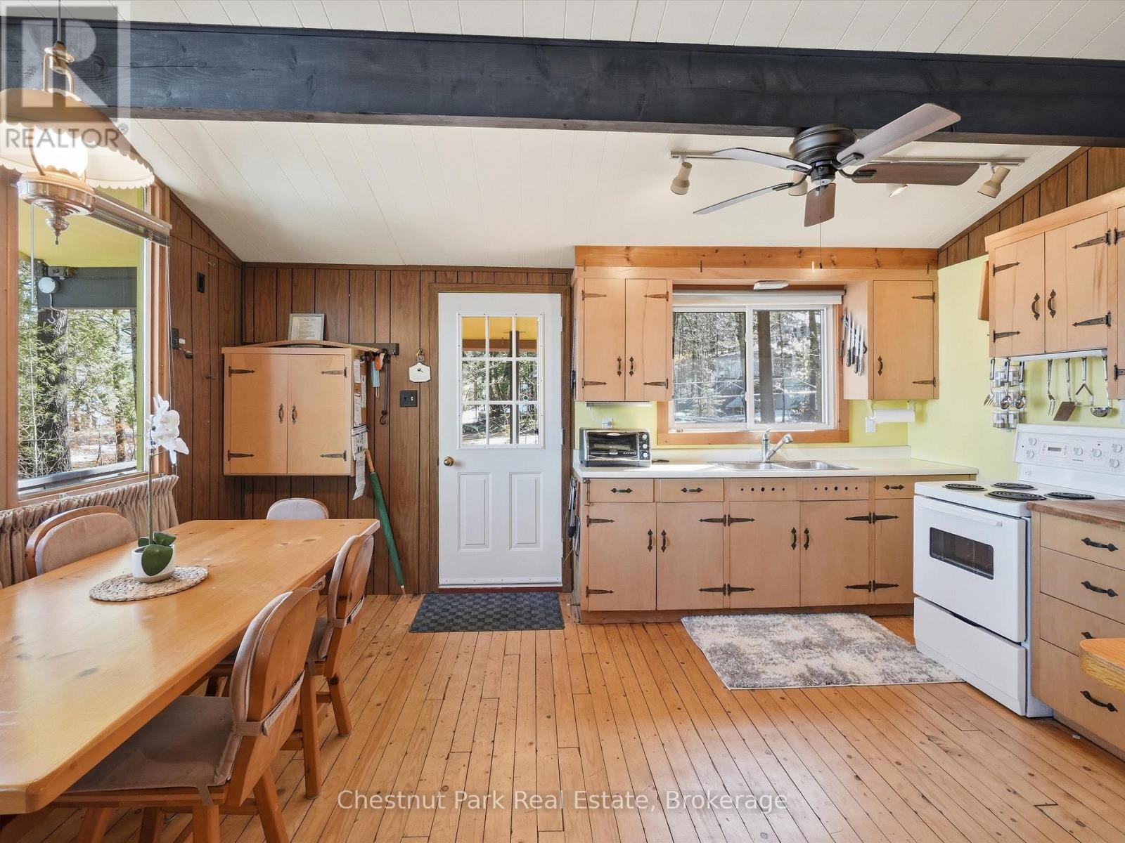 1087 Glenmount Road, Lake Of Bays, Ontario  P0B 1A0 - Photo 16 - X13019728