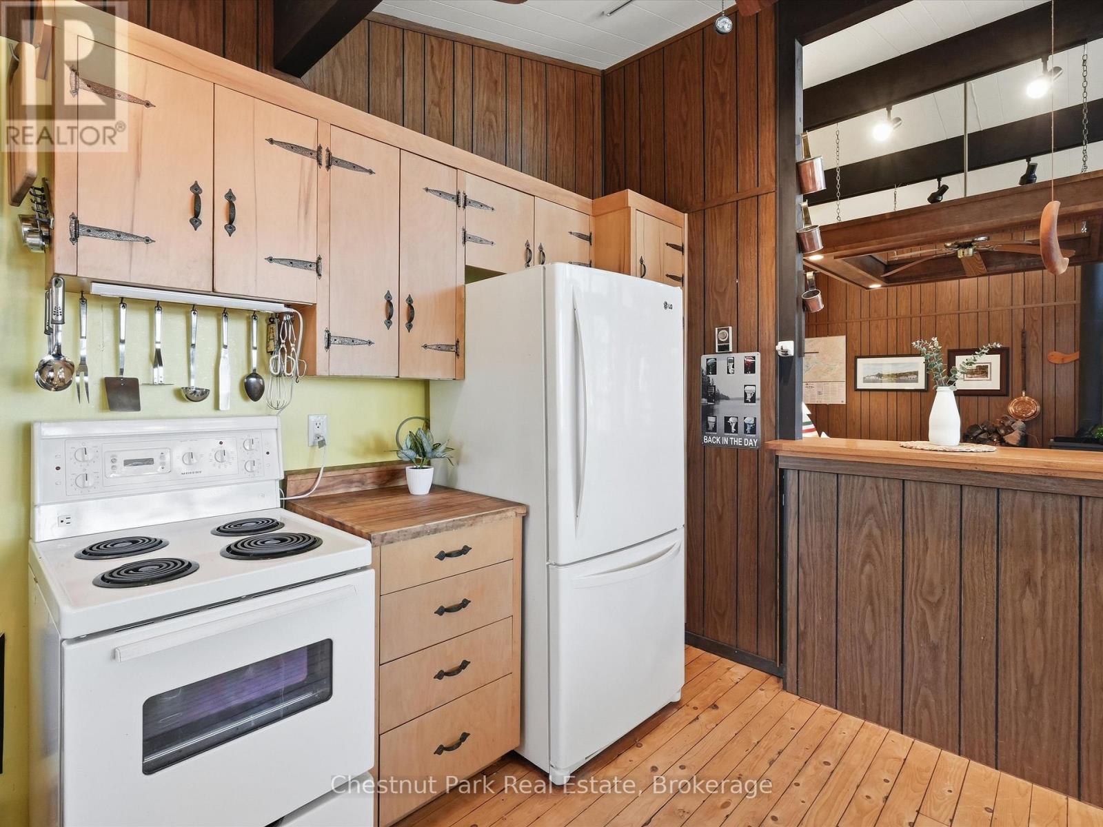 1087 Glenmount Road, Lake Of Bays, Ontario  P0B 1A0 - Photo 17 - X13019728