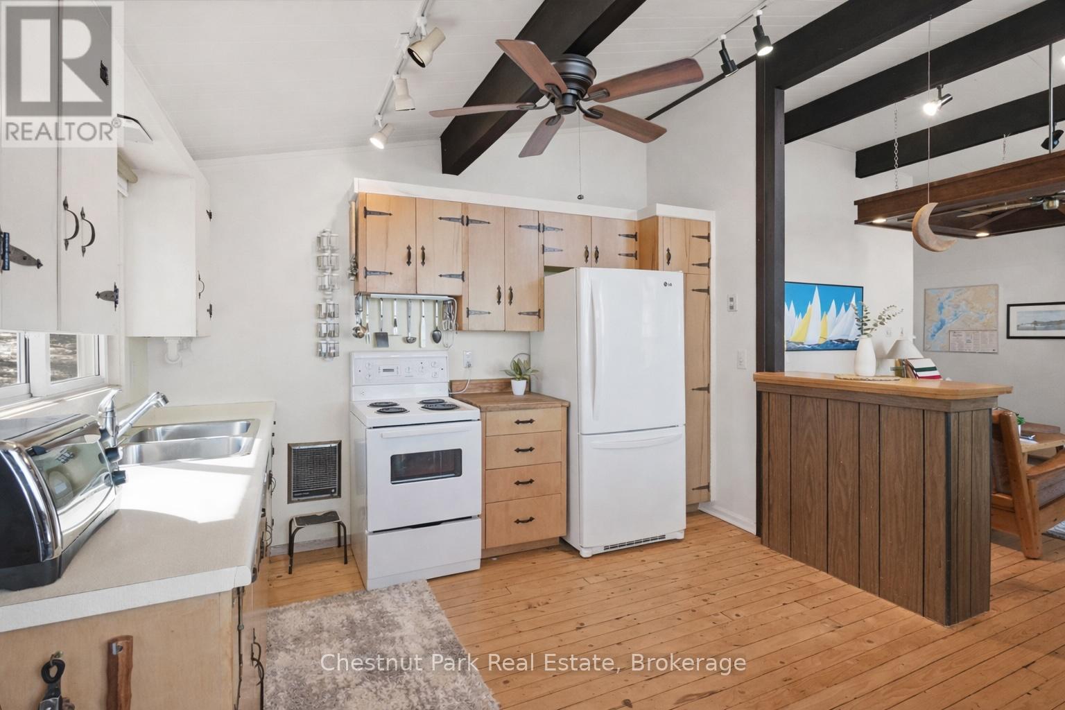 1087 Glenmount Road, Lake Of Bays, Ontario  P0B 1A0 - Photo 19 - X13019728