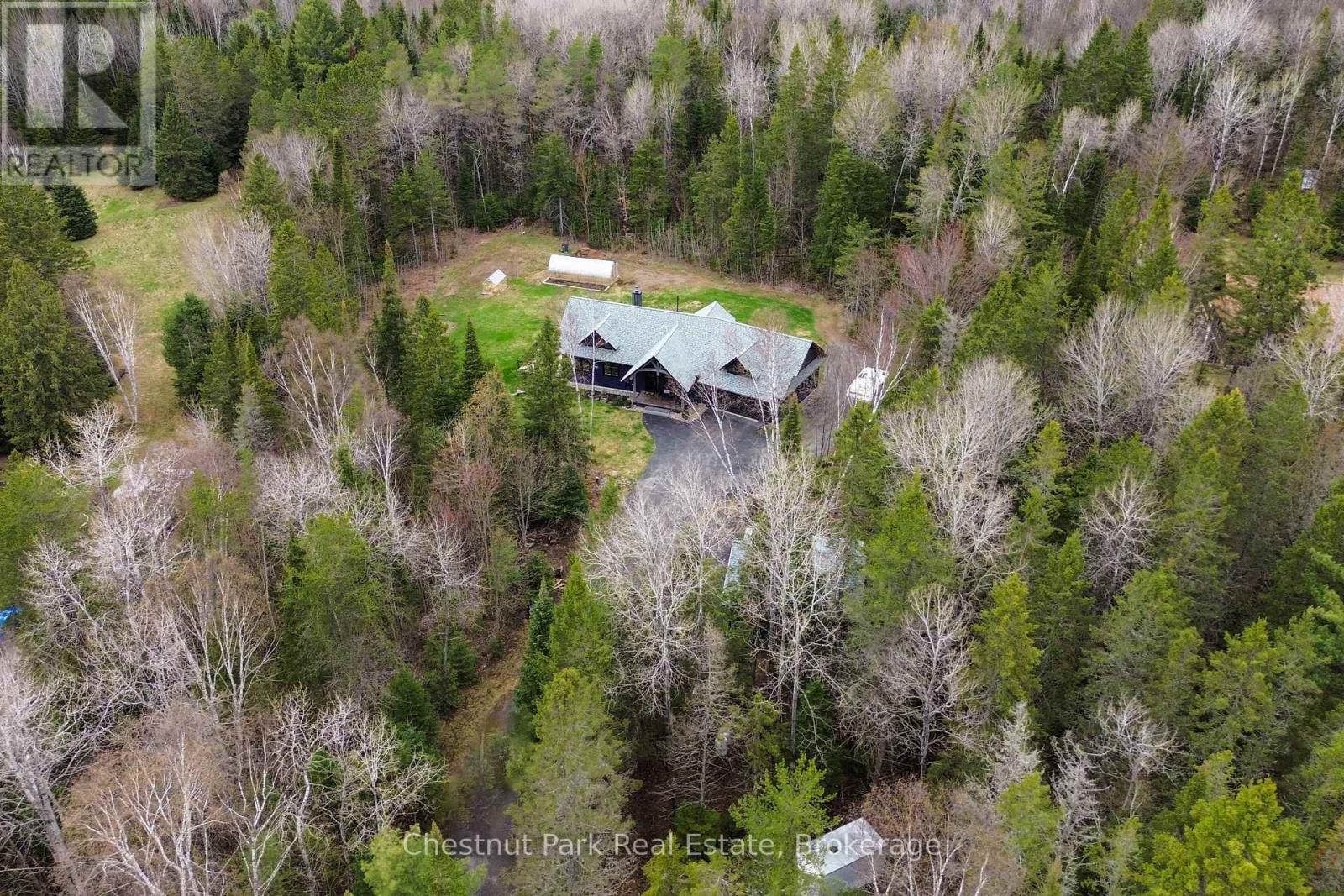 86 Bowyer Road, Huntsville, Ontario  P1H 2J4 - Photo 1 - X13019956