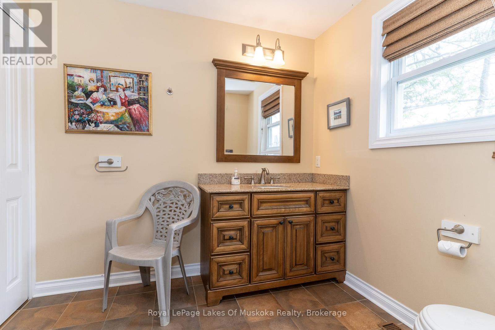 49 Pinetree Road, Gravenhurst, Ontario  P1P 1R2 - Photo 18 - X13019996